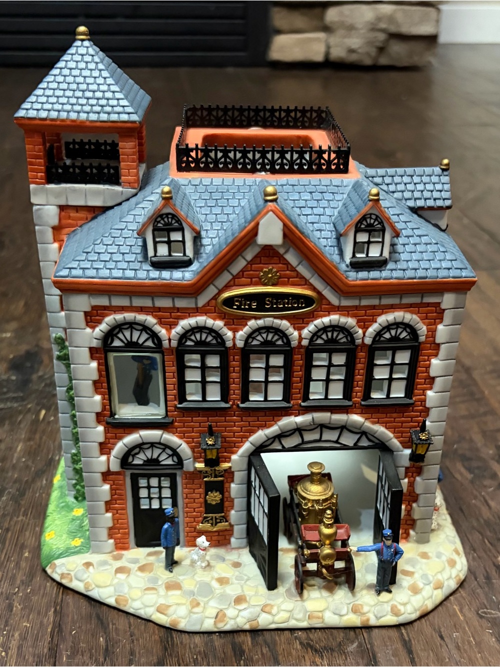 Retired PartyLite Olde World Village #7 Fire Station P8351 Ceramic Tealight